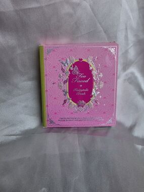 Too Faced Fairytale Crush Blush & Highlighter Palette